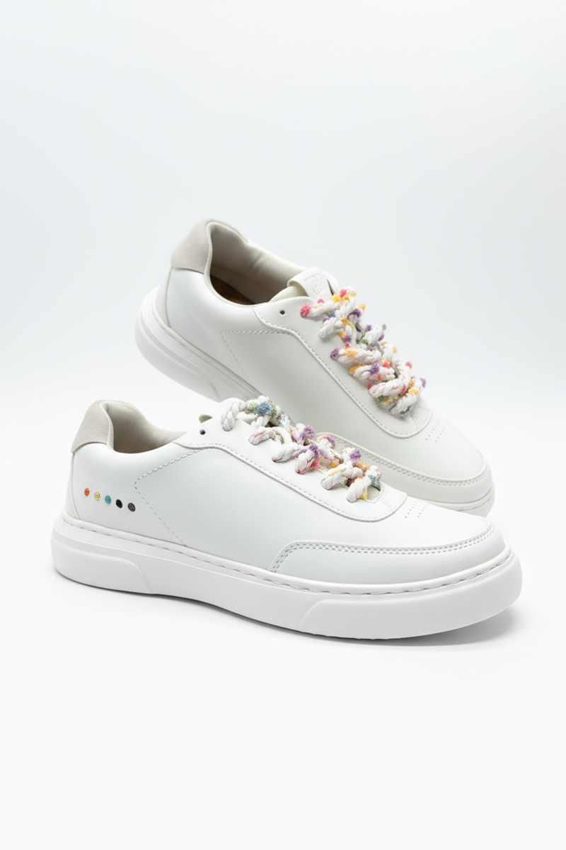 Apple Vegan Sneakers (MIKA)