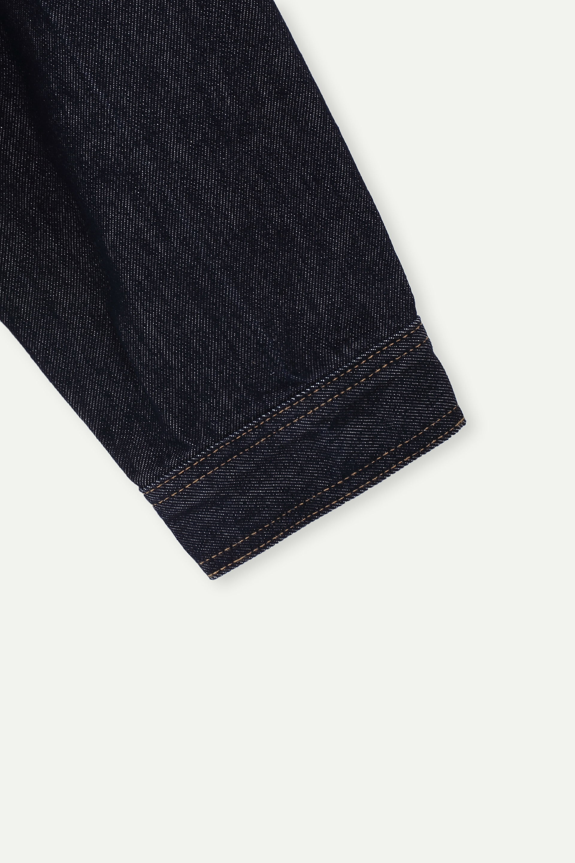 Relaxed Fit Cropped Denim Jacket