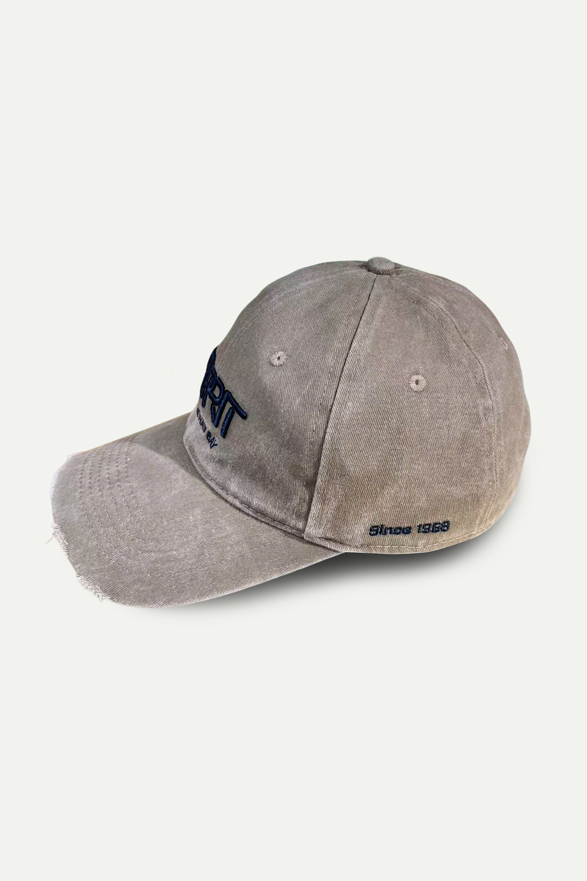 ESPRIT CAUSEWAY BAY Washed Distressed Baseball Cap