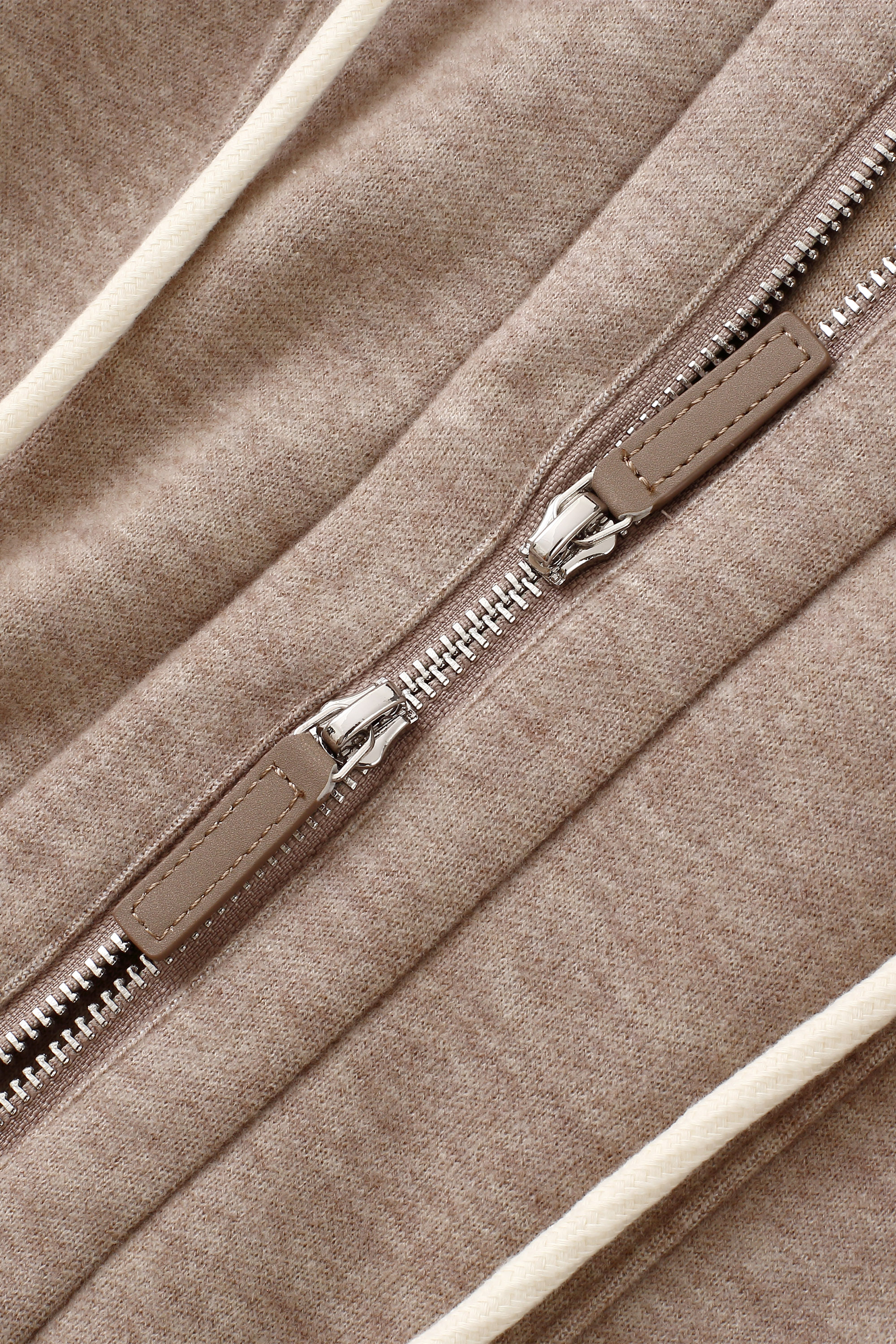 短版拉鍊連帽外套