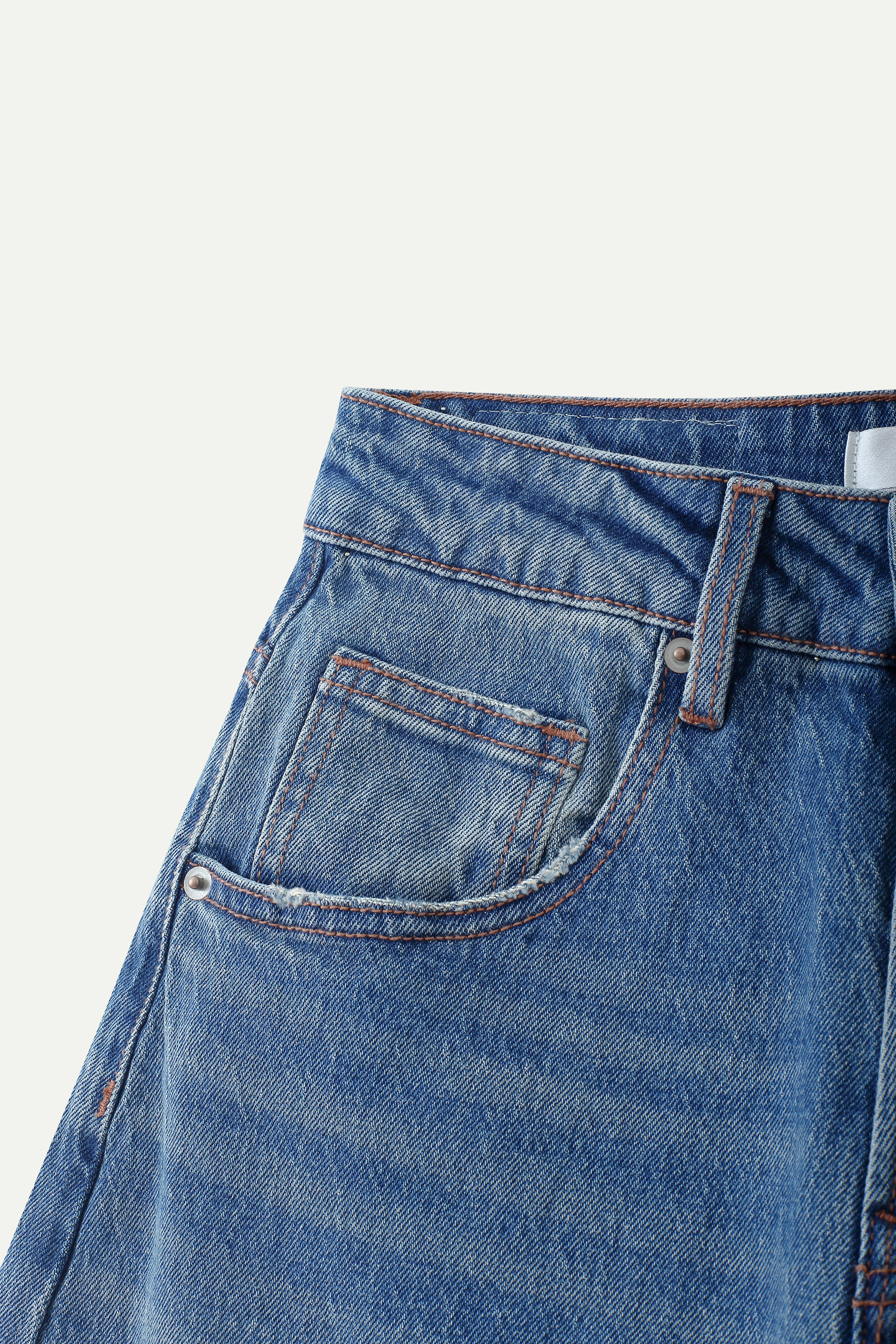 Barrel-Leg Jeans