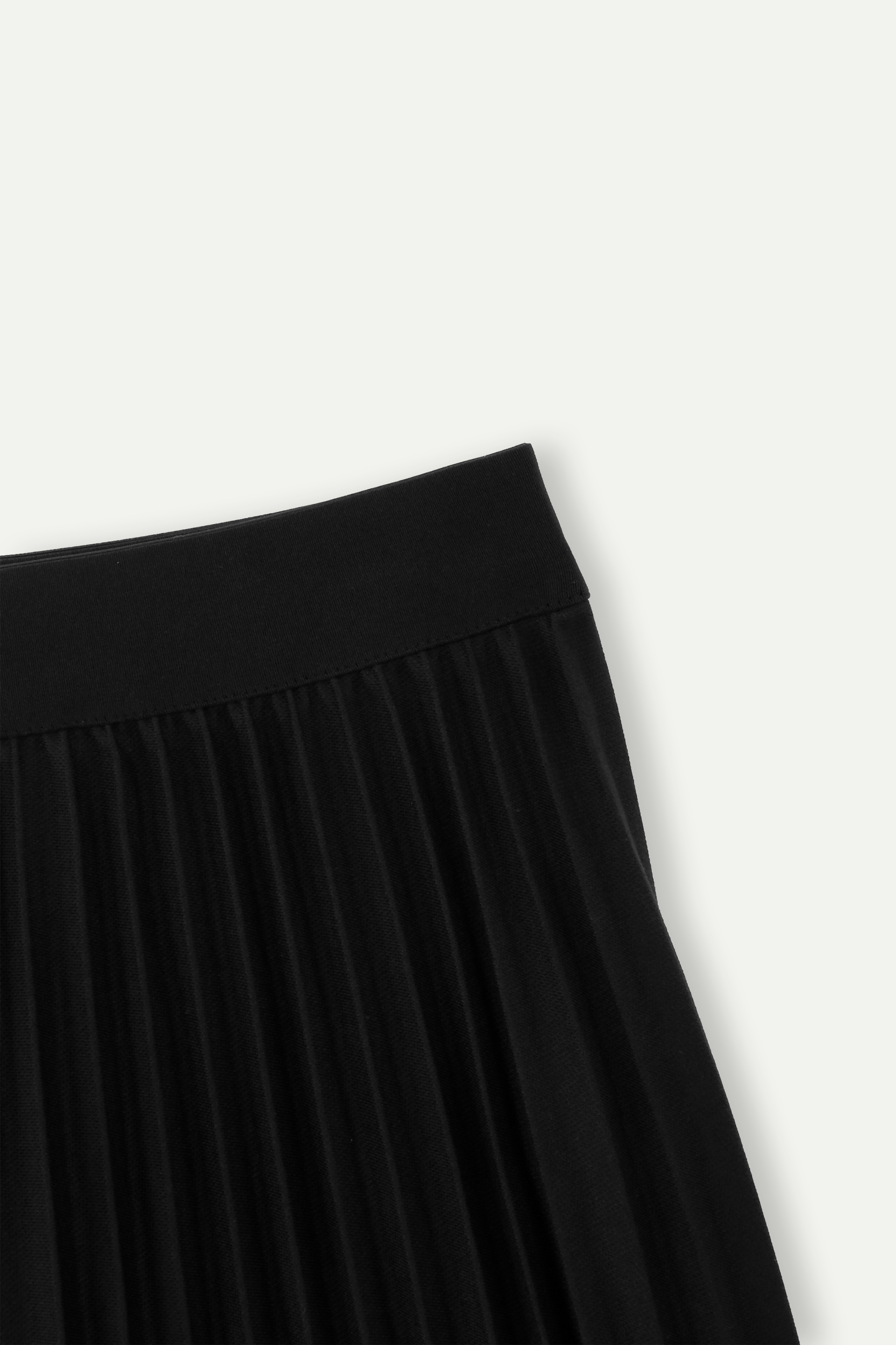 Elastic‑Waist Pleated Midi Skirt