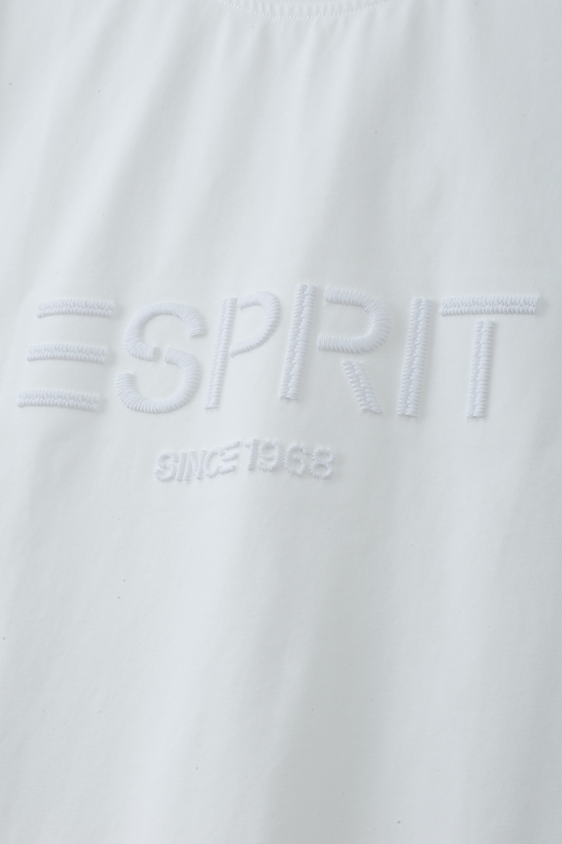 Embroidered Logo T-shirt