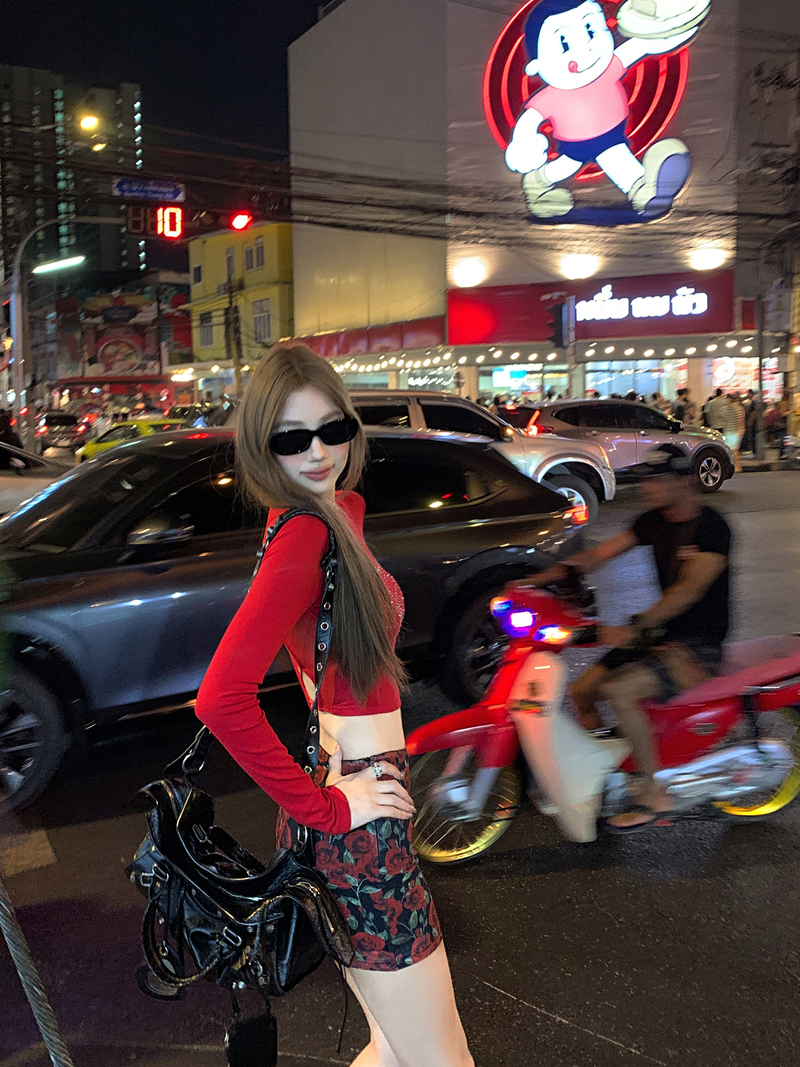 DAZY 女性彈性腰植物圖案裙