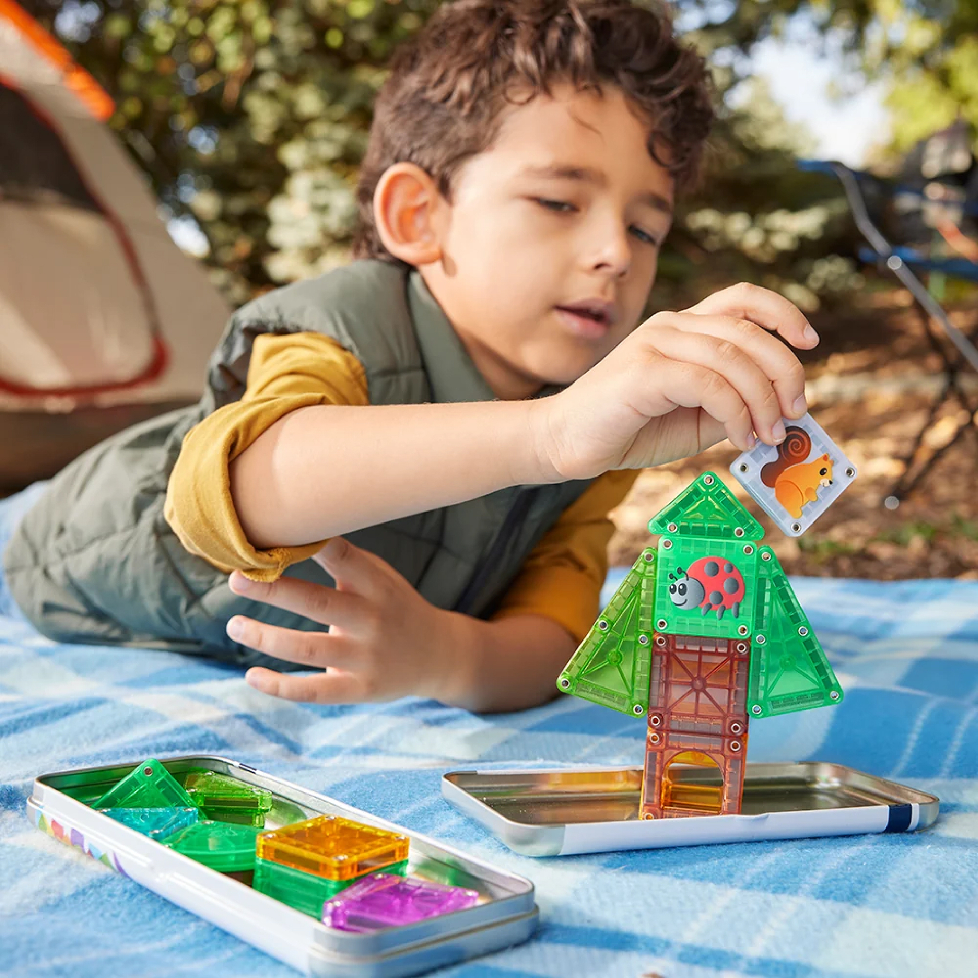 MAGNA-TILES microMAGS Tree House 24 Piece Travel Set